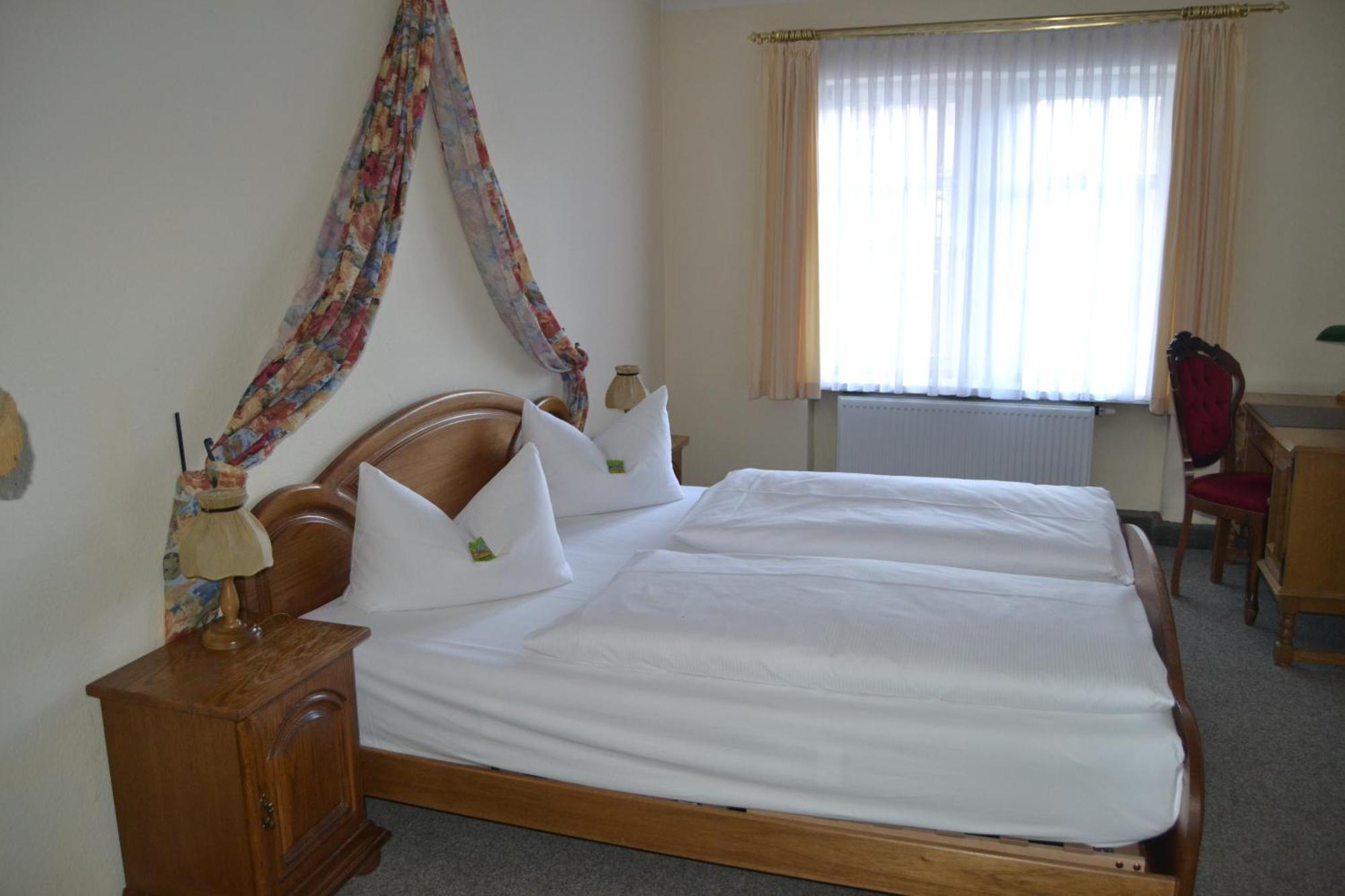 Hotel Anker Saalfeld Saale Quarto foto