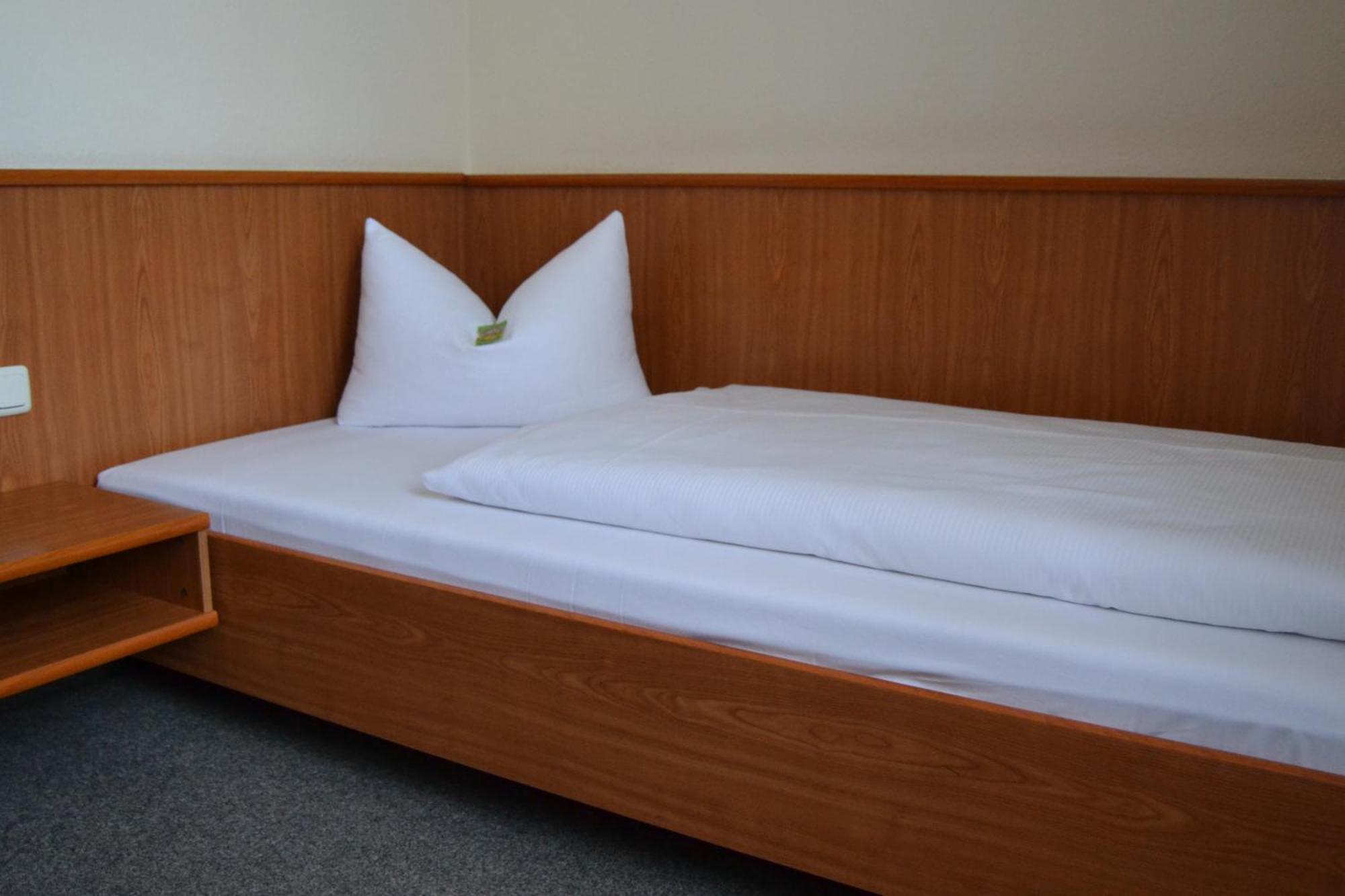 Hotel Anker Saalfeld Saale Quarto foto
