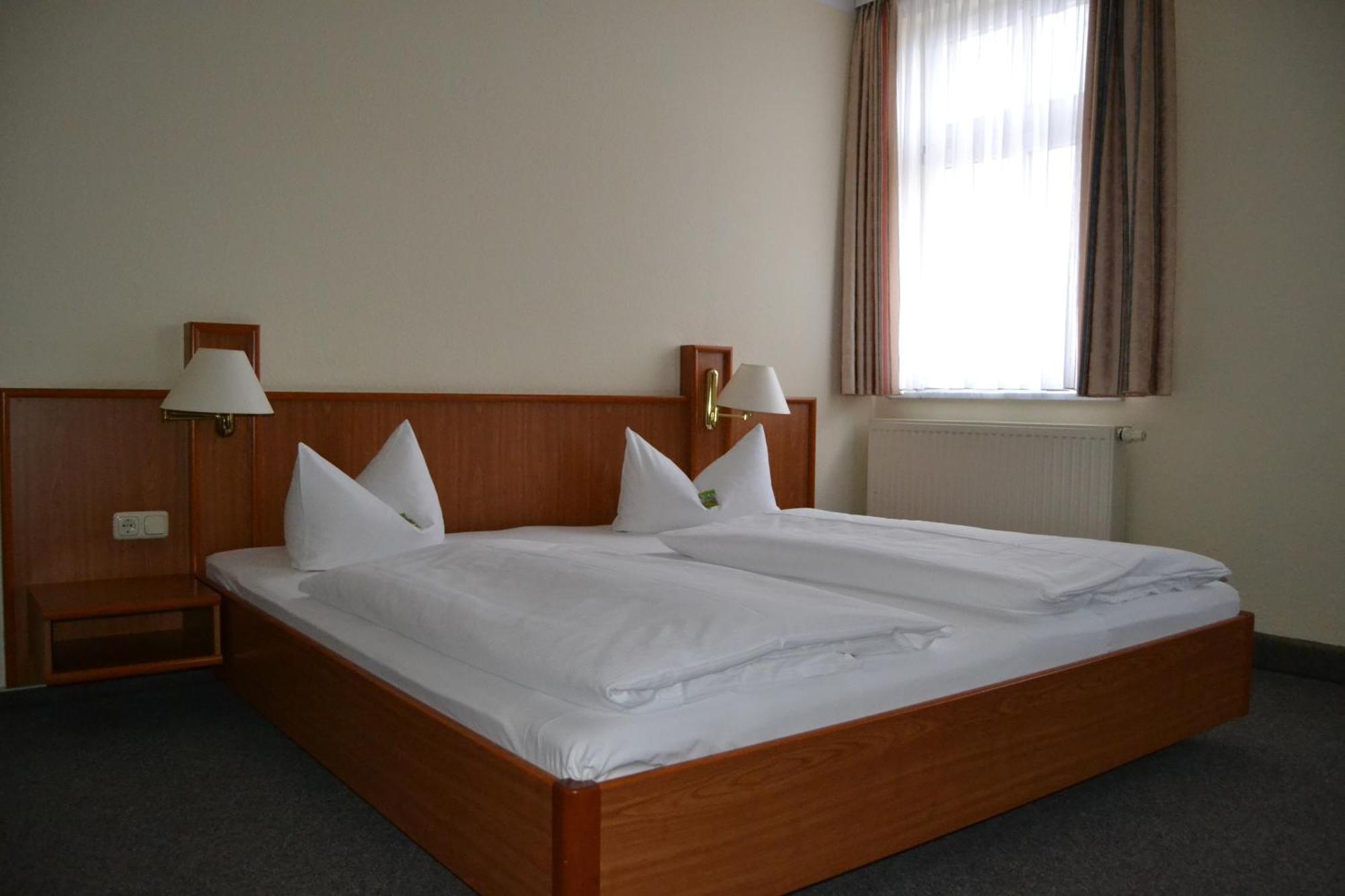 Hotel Anker Saalfeld Saale Quarto foto