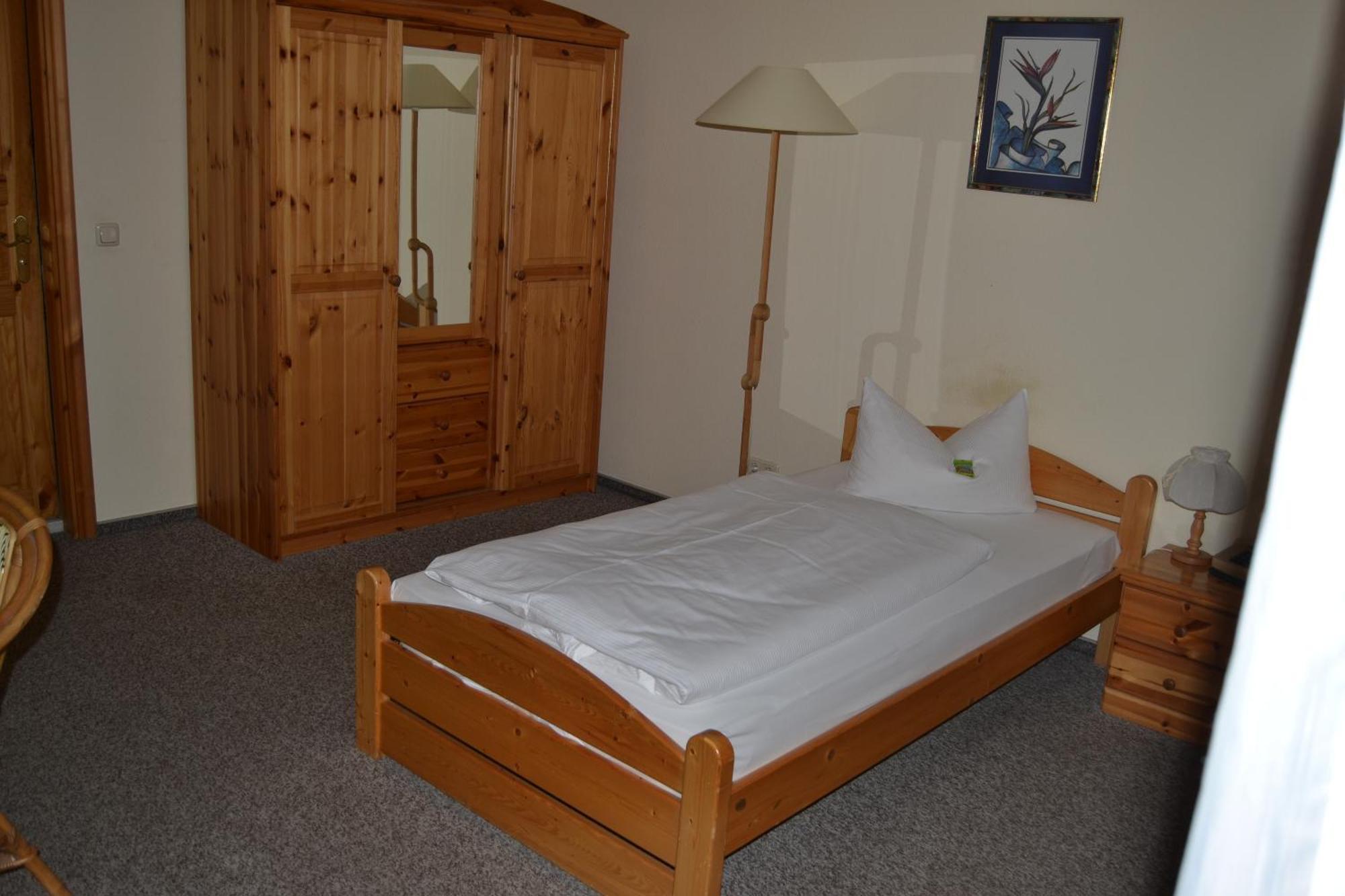 Hotel Anker Saalfeld Saale Quarto foto