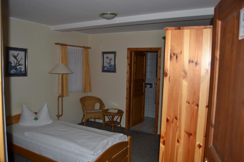 Hotel Anker Saalfeld Saale Quarto foto